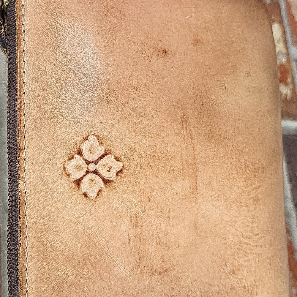 Patricia Nash Burnished Tooled Cassini Wristlet - Picture 11 of 13
